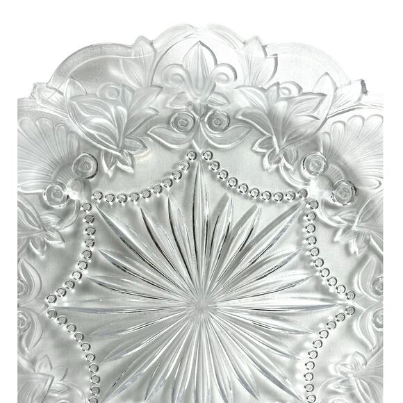 Fifth Avenue Crystal Fleur de Lis 14" Round Embossed & Frosted Serving Platter - Picture 6 of 6